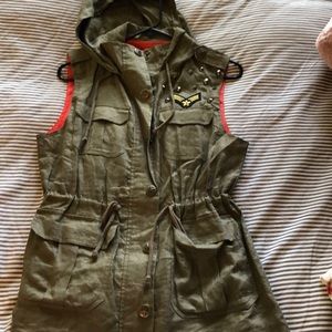 Army green vest